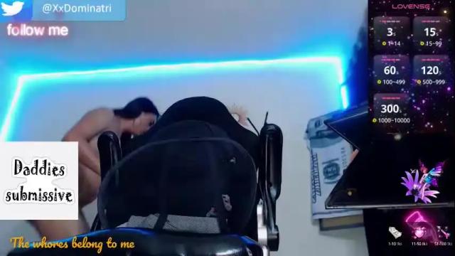 Image 10 of 00goldendoll Stream on Chaturbate on 1 month ago