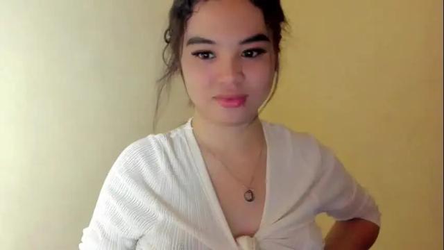 Image 4 of 0wwlo0k Stream on Chaturbate on 6 months ago