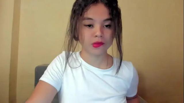 Image 11 of 0wwlo0k Stream on Chaturbate on 3 months ago