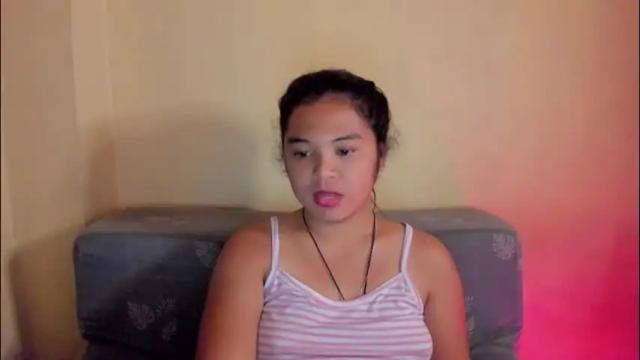 Image 12 of 0wwlo0k Stream on Chaturbate on 1 month ago