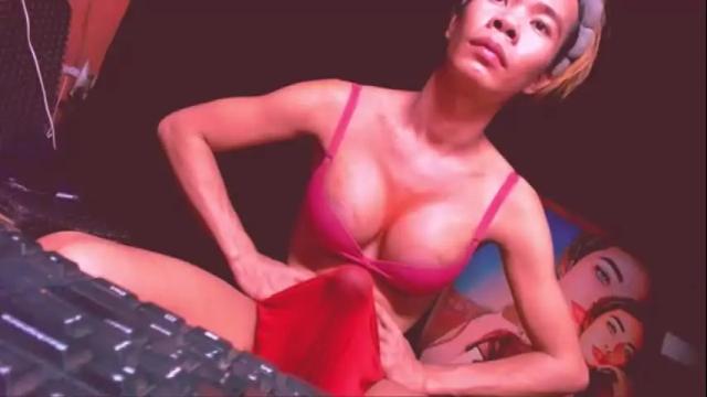 Image 11 of 11inchmistressxxlyka Stream on Chaturbate on 29 days ago