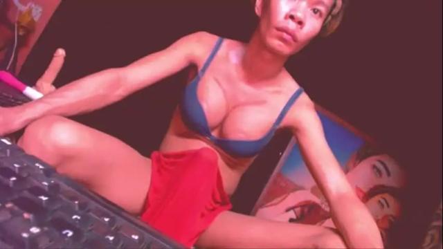 Image 12 of 11inchmistressxxlyka Stream on Chaturbate on 10 days ago