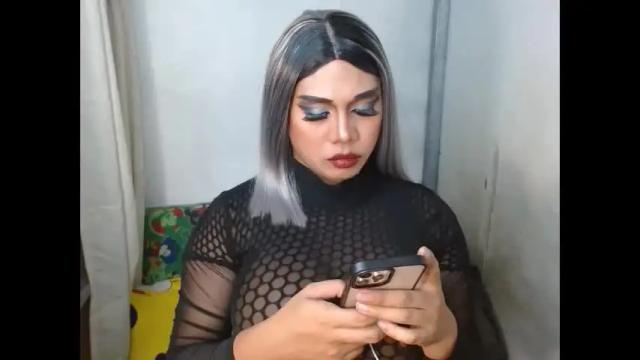 Image 4 of 11inchsinglecious Stream on Chaturbate on 17 days ago