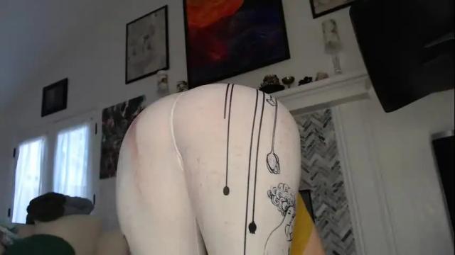 Image 7 of 11willowandjohn11 Stream on Chaturbate on 2 months ago