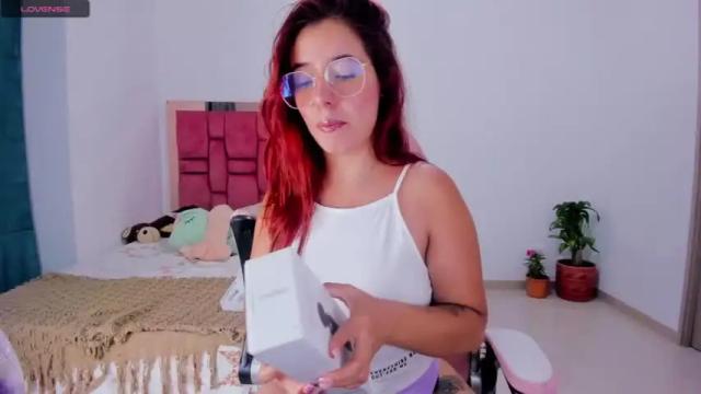 Image 6 of 18_hanna Stream on Chaturbate on 15 months ago