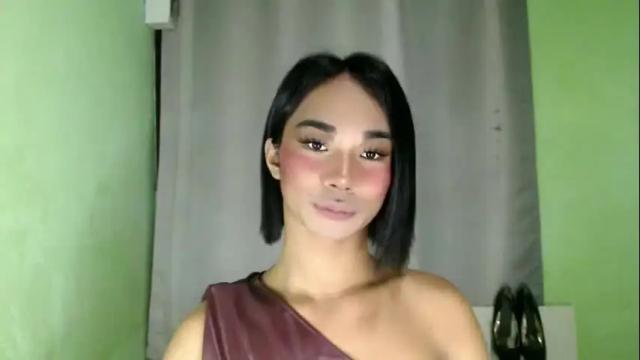 Image 2 of 18_nicole Stream on Chaturbate on 4 months ago