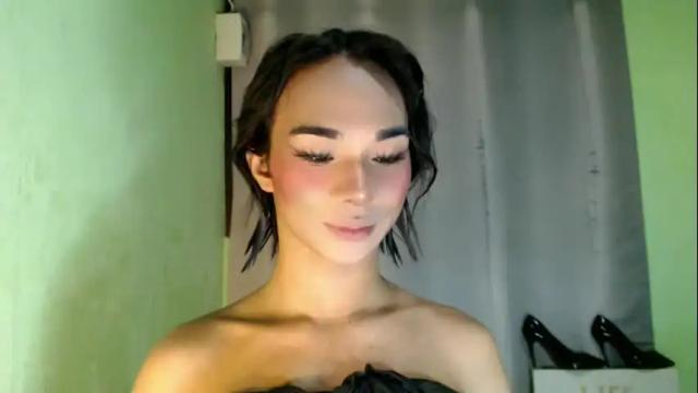 Image 3 of 18_nicole Stream on Chaturbate on 4 months ago