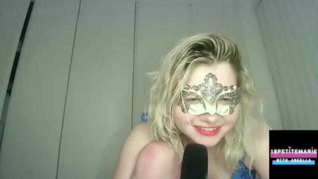 Image 7 of 18petitemarie Stream on Chaturbate on 14 months ago