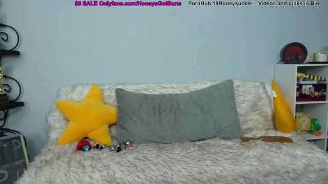 Image 7 of 19honeysuckle Stream on Chaturbate on 16 months ago