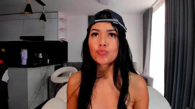 Image 2 of 1bonnie Stream on Chaturbate on 6 months ago