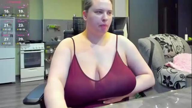 Image 2 of 1lindsey1 Stream on Chaturbate on 25 days ago