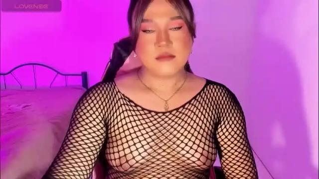 Image 11 of 1lovelymess Stream on Chaturbate on 1 month ago