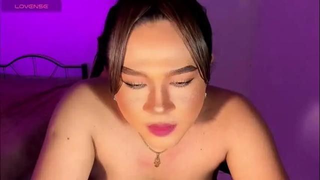 Image 10 of 1lovelymess Stream on Chaturbate on 1 month ago