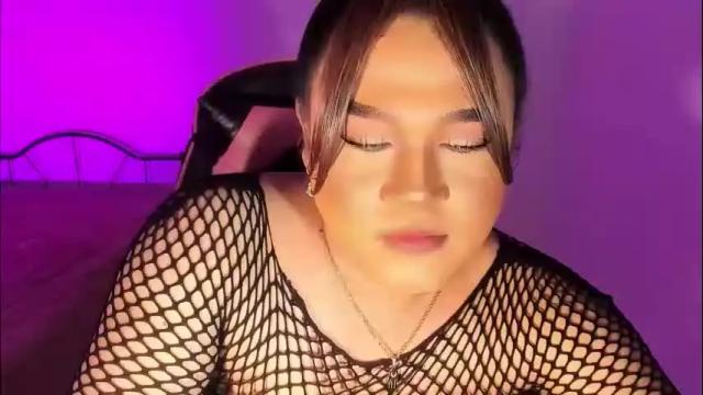 Image 12 of 1lovelymess Stream on Chaturbate on 1 month ago