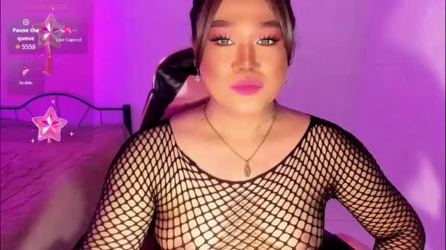 Image 7 of 1lovelymess Stream on Chaturbate on 26 days ago