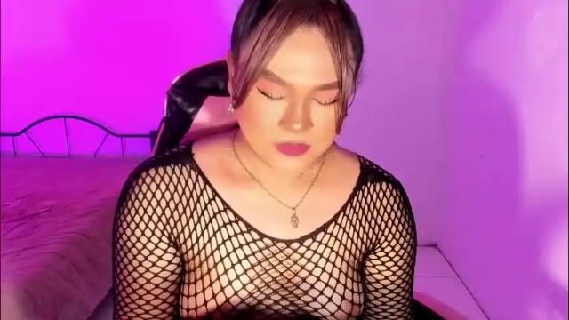 Image 4 of 1lovelymess Stream on Chaturbate on 23 days ago