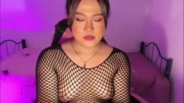 Image 12 of 1lovelymess Stream on Chaturbate on 10 hours ago