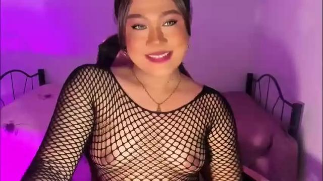 Image 4 of 1lovelymess Stream on Chaturbate on 10 hours ago