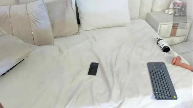 Image 3 of 1m_nahomi Stream on Chaturbate on 1 month ago