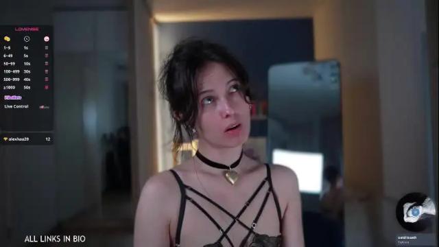 Image 3 of 1mari_01 Stream on Chaturbate on 5 days ago