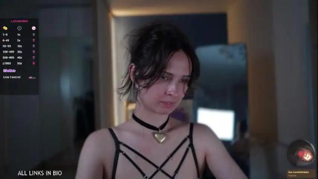 Image 4 of 1mari_01 Stream on Chaturbate on 5 days ago