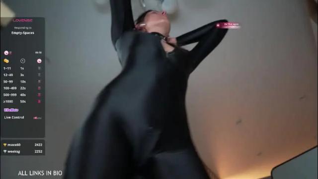 Image 10 of 1mari_01 Stream on Chaturbate on 2 months ago