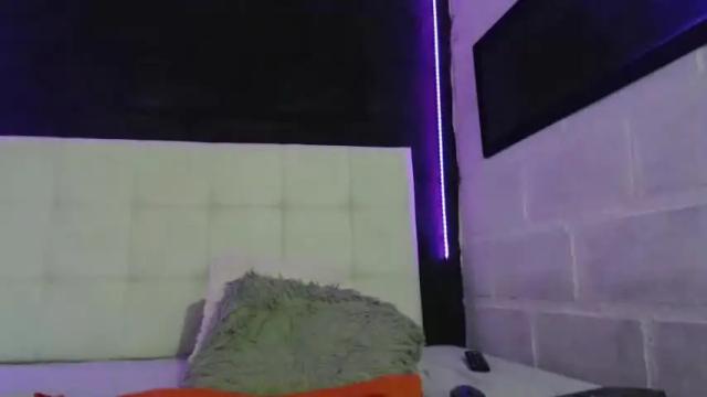 Image 6 of 1miss_monserrate Stream on Chaturbate on 13 months ago