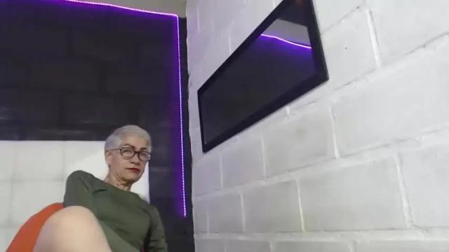 Image 8 of 1miss_monserrate Stream on Chaturbate on 12 months ago