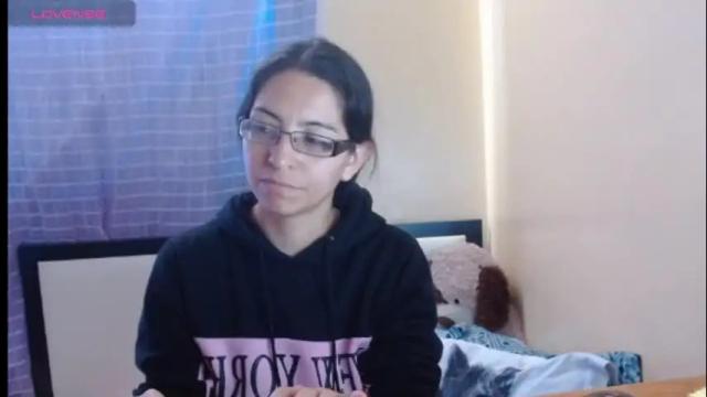 Image 2 of 1sasha_grey__1 Stream on Chaturbate on 9 days ago