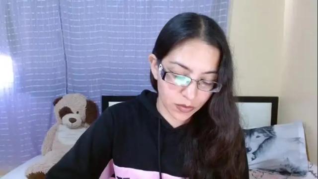 Image 7 of 1sasha_grey__1 Stream on Chaturbate on 1 month ago