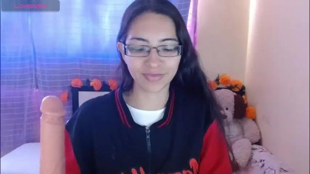 Image 11 of 1sasha_grey__1 Stream on Chaturbate on 2 months ago