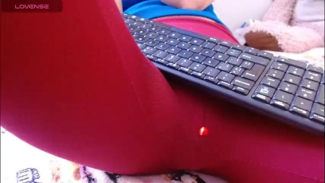 Image 2 of 1sasha_grey__1 Stream on Chaturbate on 2 months ago