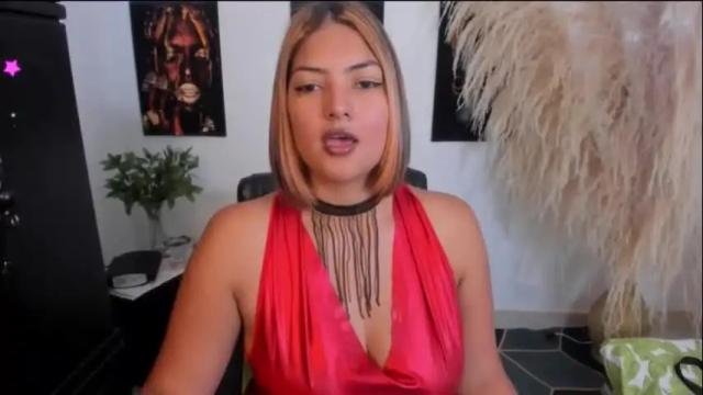 Image 4 of 1wayra Stream on Chaturbate on 1 month ago