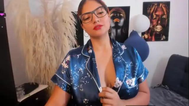 Image 4 of 1wayra Stream on Chaturbate on 2 months ago