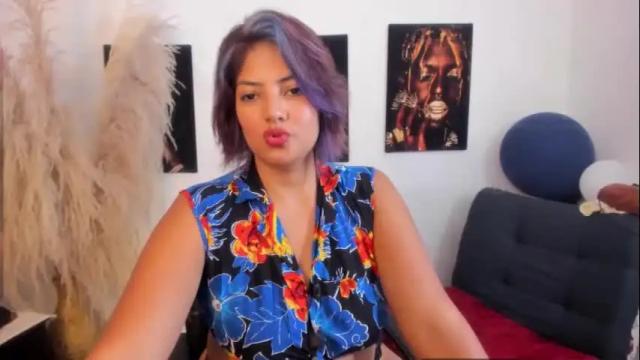Image 4 of 1wayra Stream on Chaturbate on 1 month ago