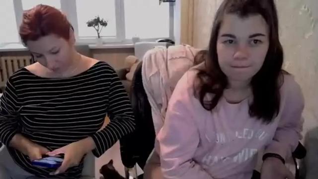 Image 4 of 1your_hot_girls Stream on Chaturbate on 16 months ago