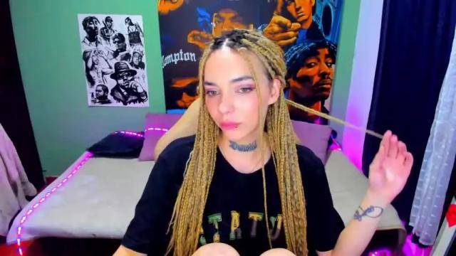 Image 12 of 24dakota24 Stream on Chaturbate on 16 months ago