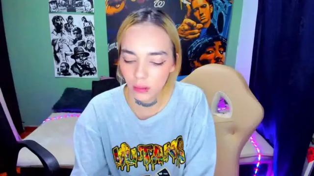 Image 11 of 24dakota24 Stream on Chaturbate on 16 months ago