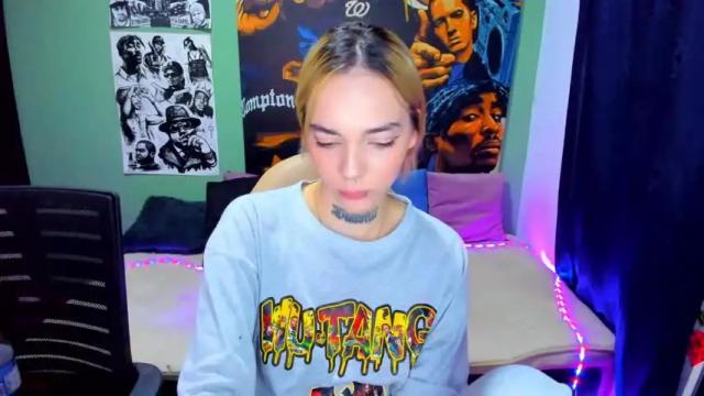 Image 7 of 24dakota24 Stream on Chaturbate on 16 months ago