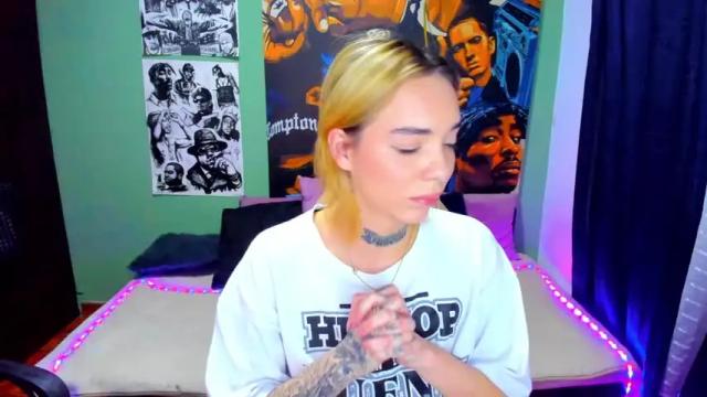 Thumbnail 1, 24dakota24's Stream at Chaturbate, 16 months ago