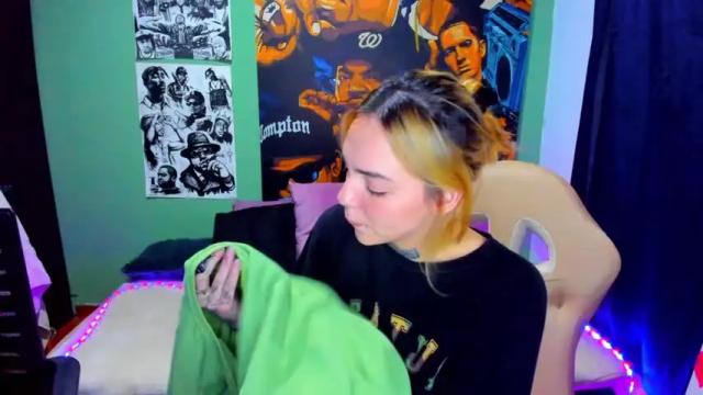 Thumbnail 1, 24dakota24's Stream at Chaturbate, 16 months ago