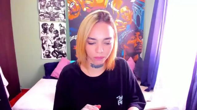 Image 12 of 24dakota24 Stream on Chaturbate on 16 months ago