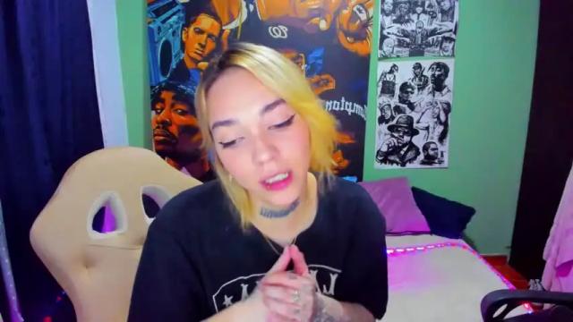 Image 4 of 24dakota24 Stream on Chaturbate on 15 months ago