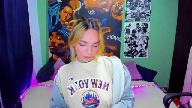 Image 2 of 24dakota24 Stream on Chaturbate on 15 months ago