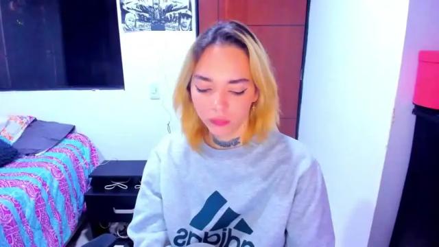 Image 10 of 24dakota24 Stream on Chaturbate on 14 months ago