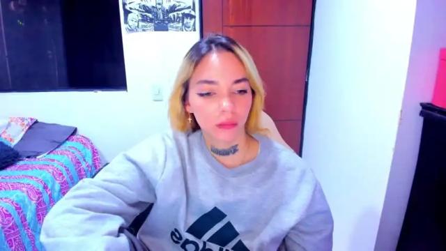 Image 7 of 24dakota24 Stream on Chaturbate on 14 months ago
