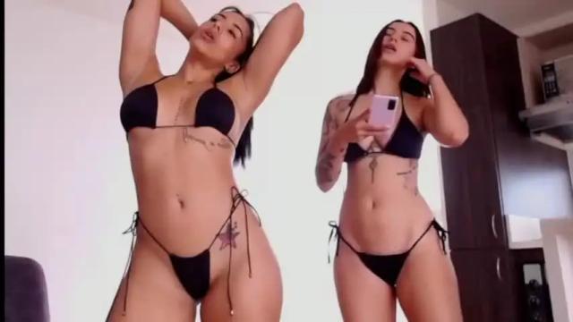 Image 8 of 2acidgirls Stream on Chaturbate on 13 months ago