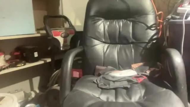 Image 3 of 2addictivelyhorny Stream on Chaturbate on 18 months ago