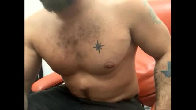 Image 2 of 2addictivelyhorny Stream on Chaturbate on 3 months ago