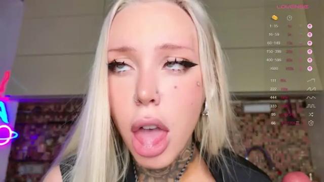 Image 3 of 2badforyou Stream on Chaturbate on 1 month ago